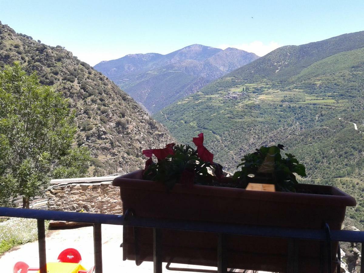 Refugi Casa Canelo Rodes Εξωτερικό φωτογραφία