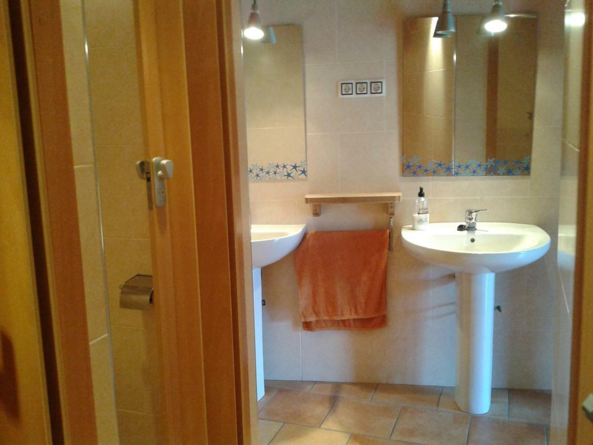 Refugi Casa Canelo Rodes Εξωτερικό φωτογραφία