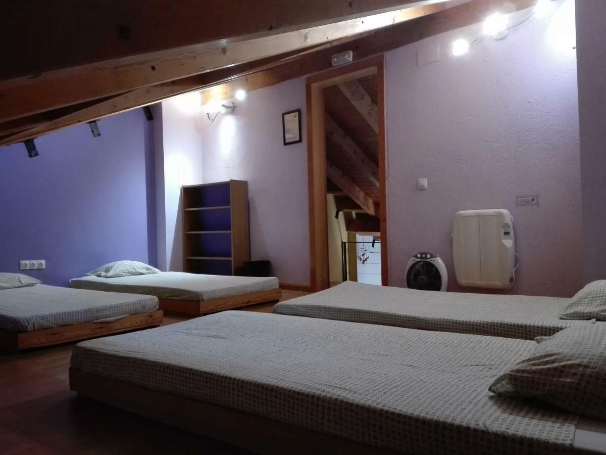 Refugi Casa Canelo Rodes Εξωτερικό φωτογραφία